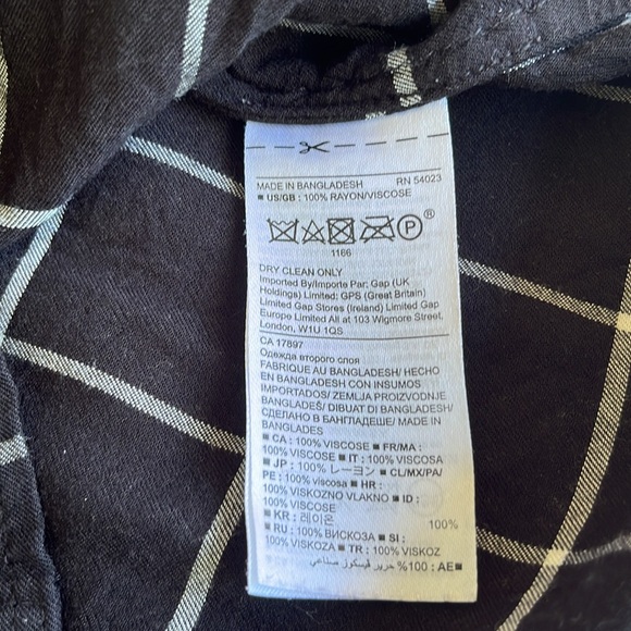 **DONATED** Banana Republic window pane button down - Picture 8 of 8